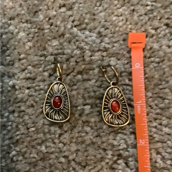 Like New Lucky Brand Gold w/ Rust Stone Set: Necklace, Earrings & Bracelet - Picture 7 of 8